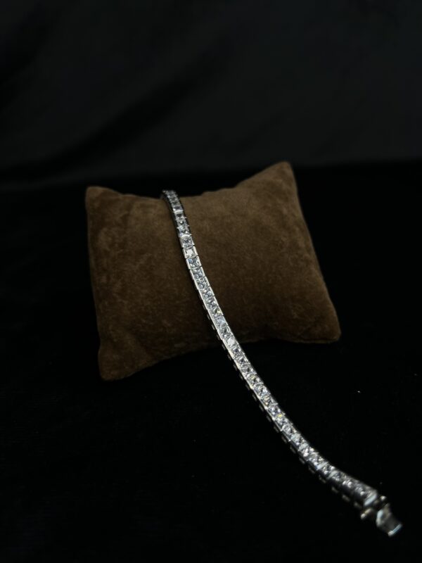 Silver Bracelets By RKJewellersKhanna