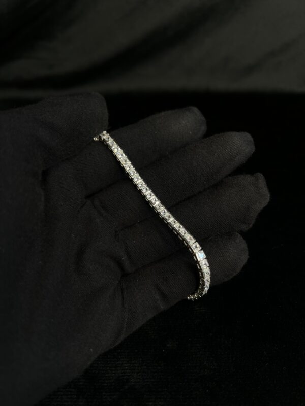 Silver Bracelets By RKJewellersKhanna