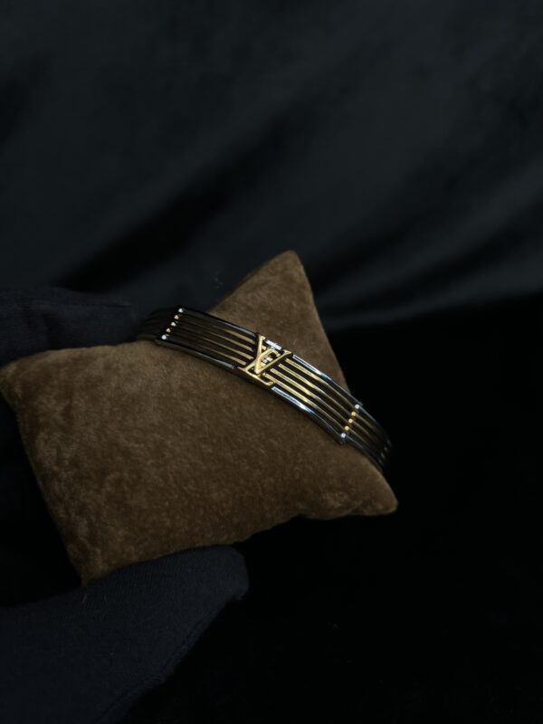 Silver Bracelets by RKJewellersKhanna