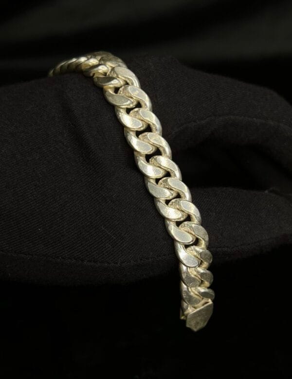 Bold Classic Cuban Link Bracelet