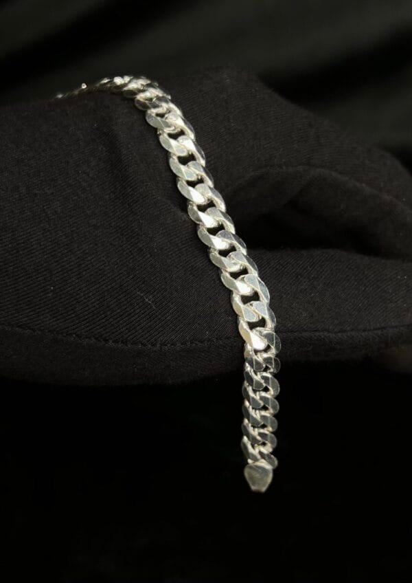 Classic Silver Cuban Link Bracelet