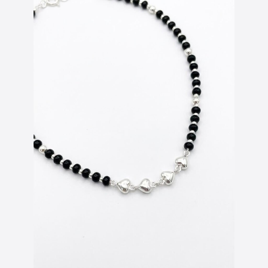 Onyx Heart Charm Anklet