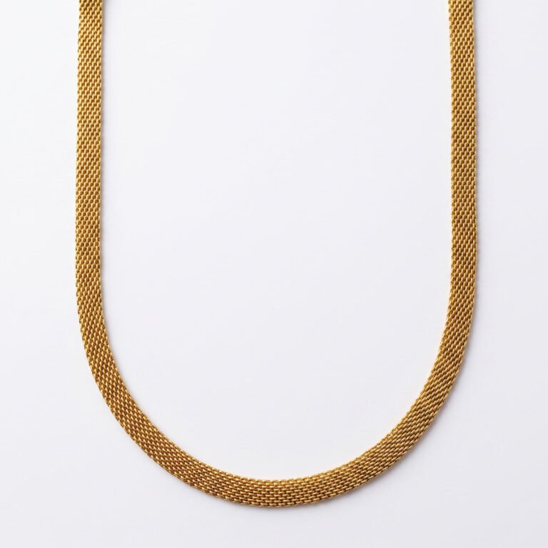 gold chain product photograph 2k 202608060115